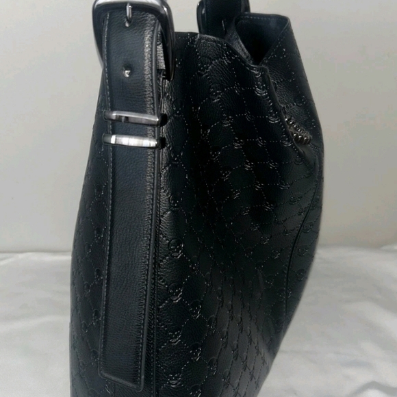 Betsey Johnson Skull Shoulder Handbag - Picture 4 of 6